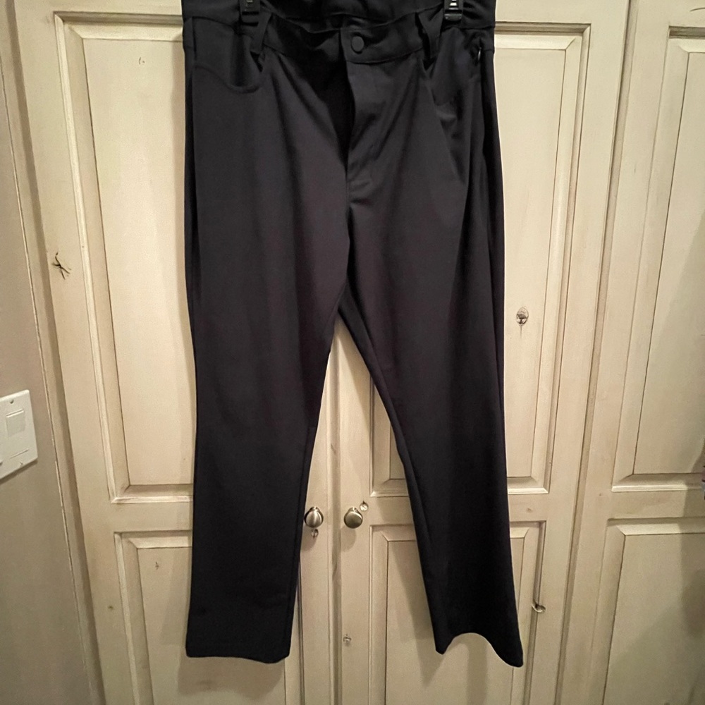 Hybrid active Old navy pants 36 x 30